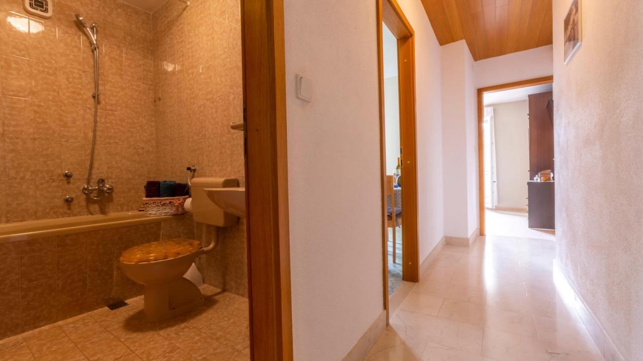 Apartments Baska Voda Old Town - Near Beach With Parking Apartmán